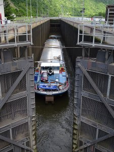 The doors about to close for a barge in one of the many locks on the Saar river